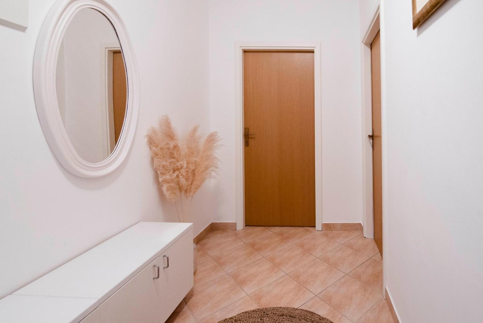 Apartman Karla Sinj Extérieur photo